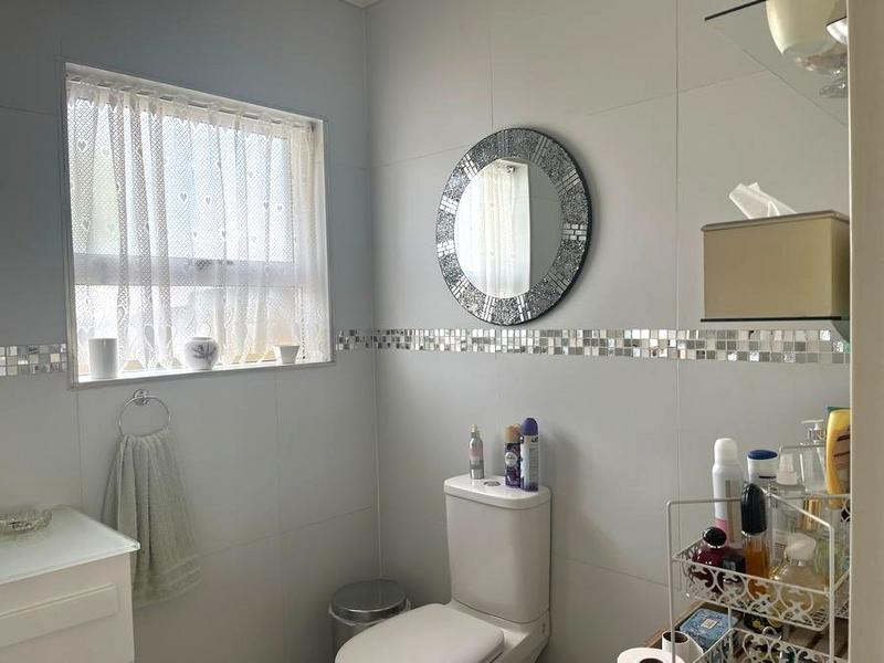 4 Bedroom Property for Sale in Hartenbos Central Western Cape